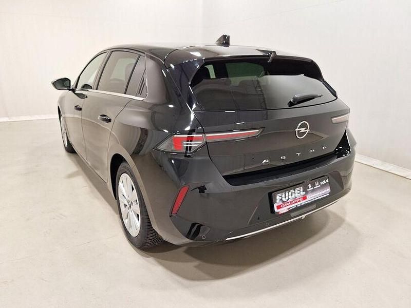 Gebraucht Opel Astra Elegance 131 PS (96 kW) 2023 Karbon schwarz (metallic) Limousine