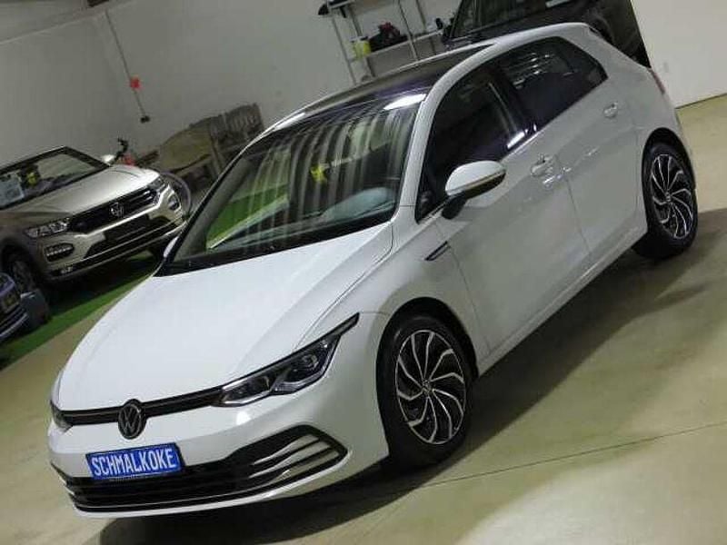 Gebraucht VW Golf VII Style 150 PS (110 kW) 2019 Pure white Limousine