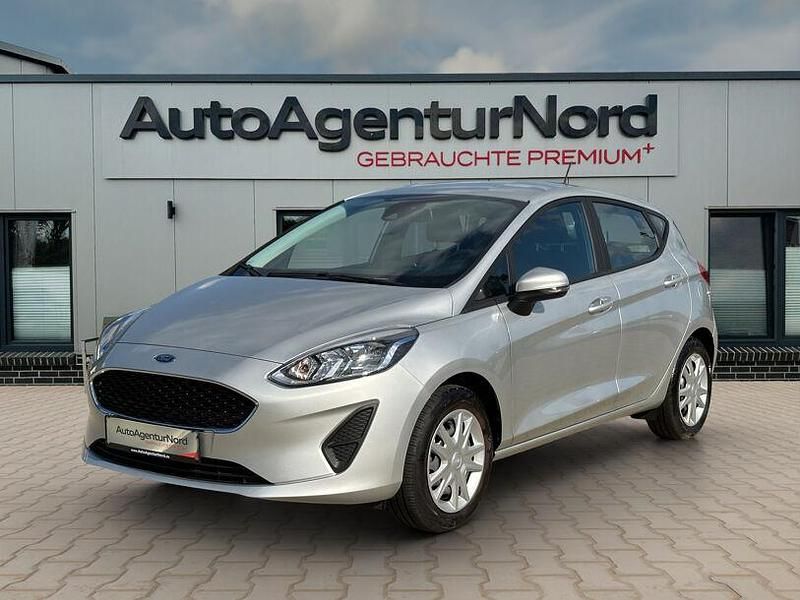 Silber Gebraucht 2021 Ford Fiesta Trend Kleinwagen | 11.950 € (Guter Preis) - Bild 1/4