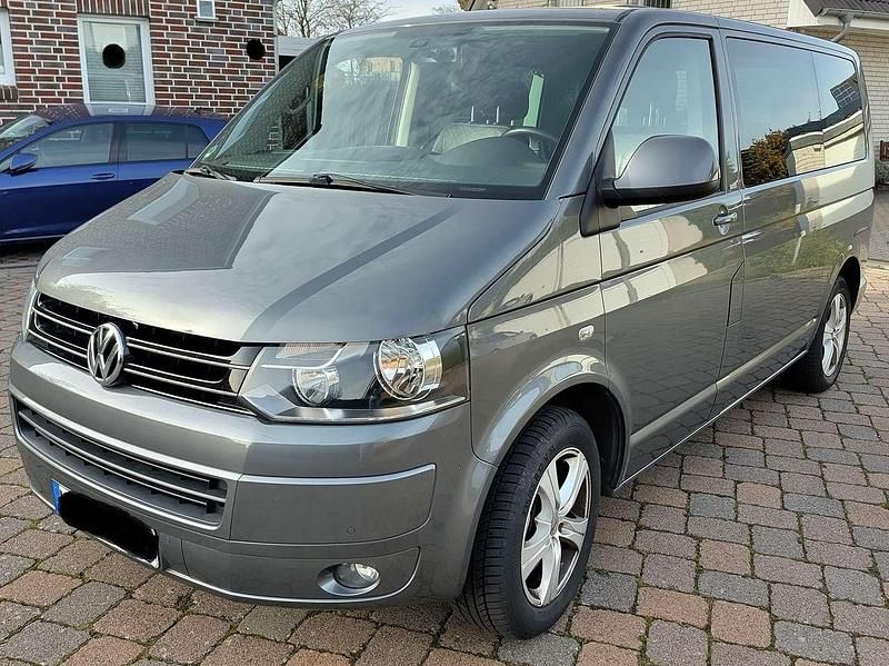 Gebraucht VW Transporter Match 179 PS (131 kW) 2012 Grau Van