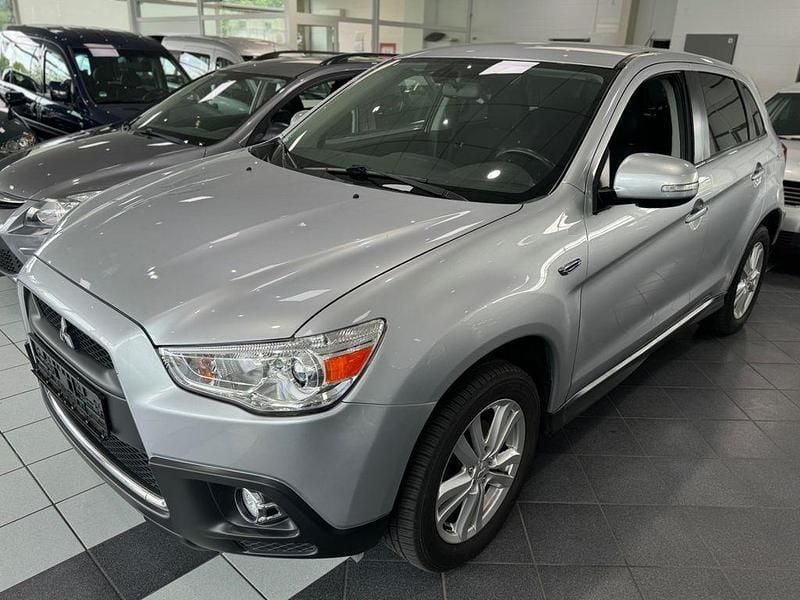 Silber Gebraucht 2011 Mitsubishi ASX Edition SUV | 5.499 € (Fairer Preis) - Bild 1/4