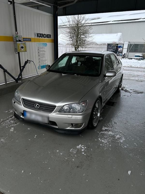 Gebraucht Lexus IS300 213 PS (156 kW) 2004 Silber Limousine