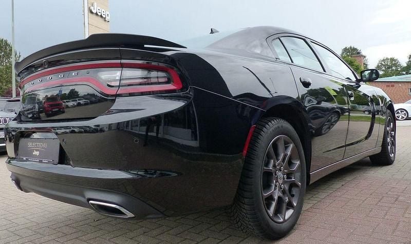 Gebraucht Dodge Charger 296 PS (217 kW) 2018 Schwarz Limousine