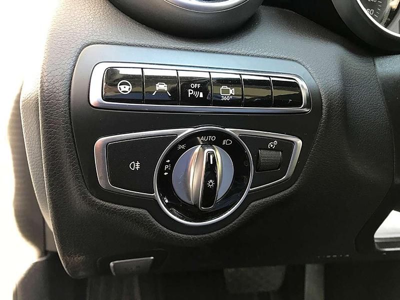 Gebraucht Mercedes C350e Avantgarde 211 PS (155 kW) 2017 Limousine