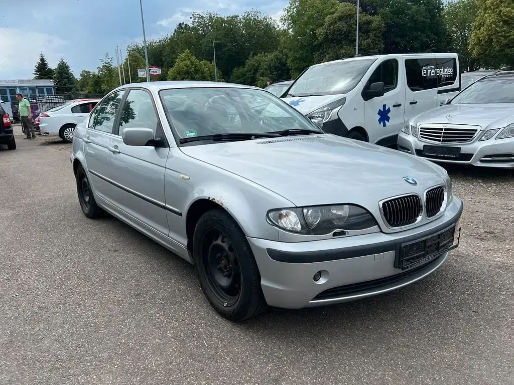 Gebraucht BMW 320 170 PS (125 kW) 2001 Silber Limousine