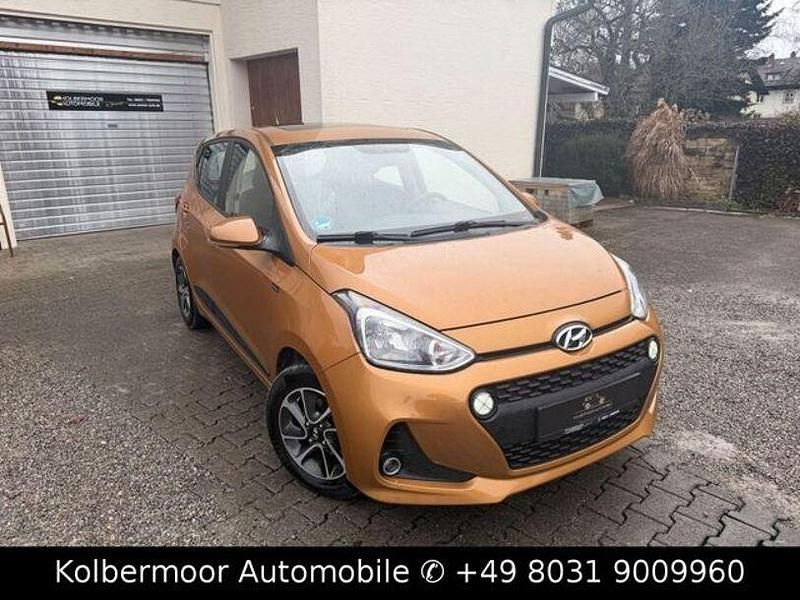 Gebraucht Hyundai i10 Style 87 PS (63 kW) 2017 Gold Kleinwagen