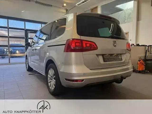 Gebraucht VW Sharan Comfortline 150 PS (110 kW) 2013 Silber Van / Kleinbus