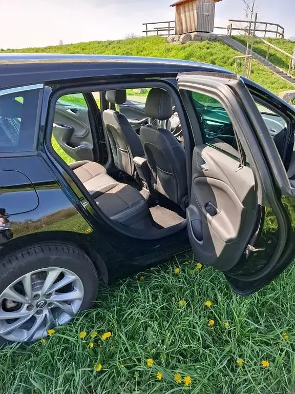 Gebraucht Opel Astra Innovation 150 PS (110 kW) 2016 Schwarz Kombi