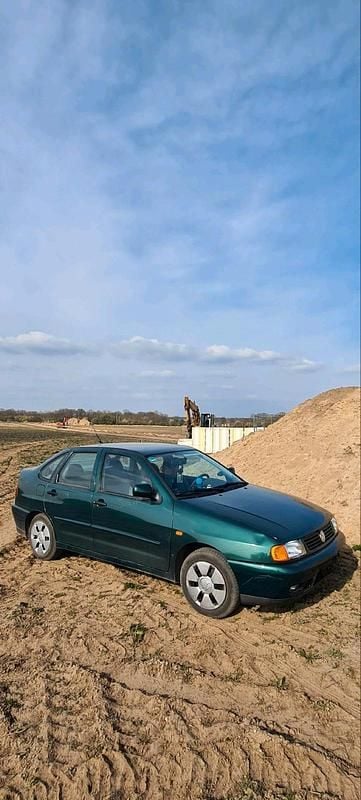 Gebraucht VW Polo Classicline 75 PS (55 kW) 1997 Grün Limousine