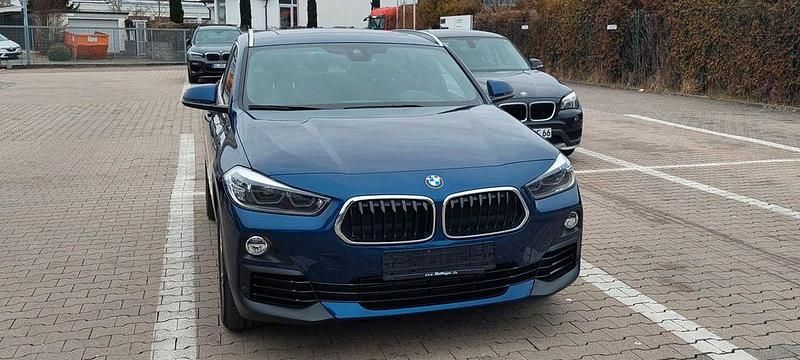 Blau Gebraucht 2018 BMW X2 Advantage SUV | 22.990 € (Guter Preis) - Bild 1/4