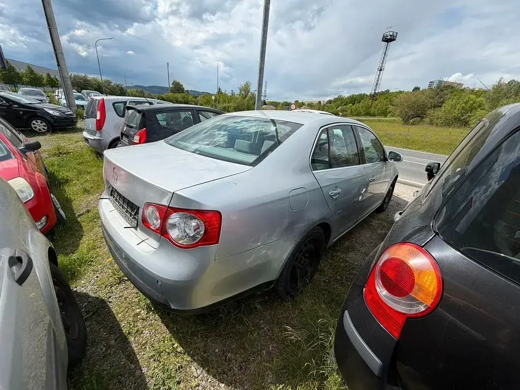 Brugt VW Jetta 2006 Sølv Sedan