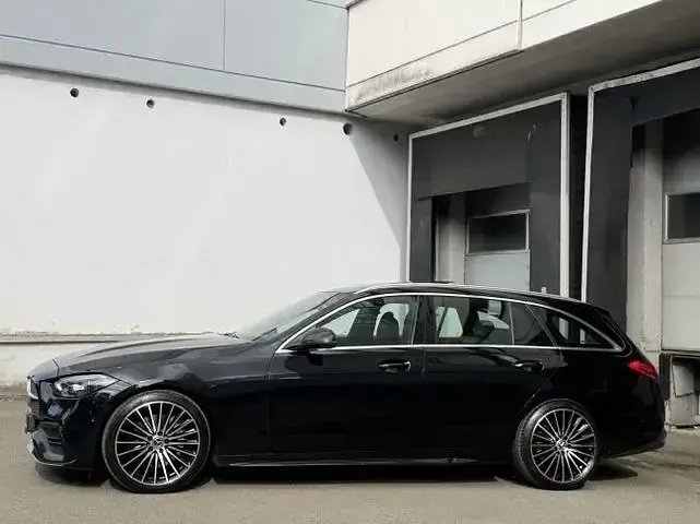 Gebraucht Mercedes C300 AMG 279 PS (205 kW) 2022 Schwarz Limousine