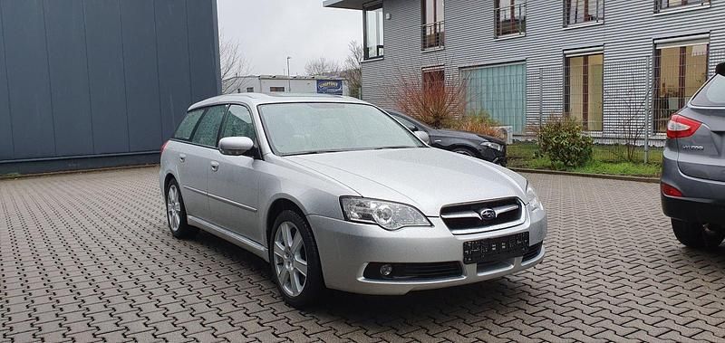 Schwarz Gebraucht 2005 Subaru Legacy Kombi | 5.990 € (Etwas zu teuer) - Bild 1/2