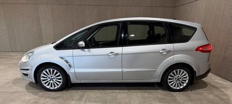 Gebraucht Ford S-MAX S 163 PS (119 kW) 2014 Silber Van / Kleinbus