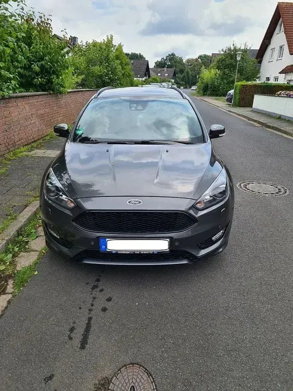 Gebraucht Ford Focus ST-Line 150 PS (110 kW) 2017 Schwarz Limousine