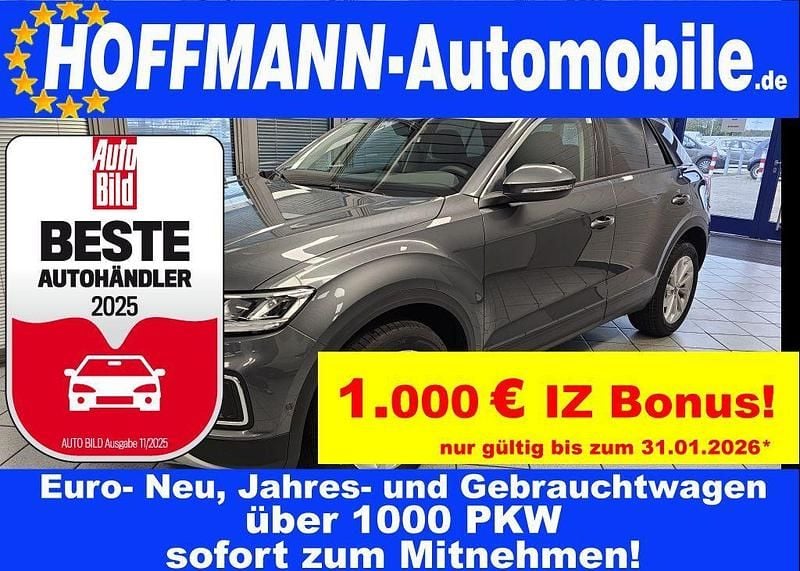 Indiumgraumet. Neu 2025 VW T-Roc Life SUV | 31.650 € (Superpreis) - Bild 1/4