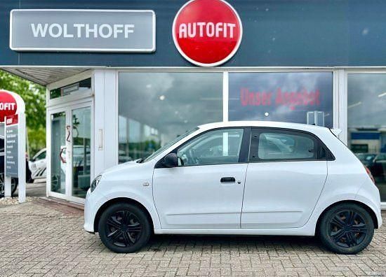 Second-hand Renault Twingo Expression 71 CP (52 kW) 2014 Alb Hatchback