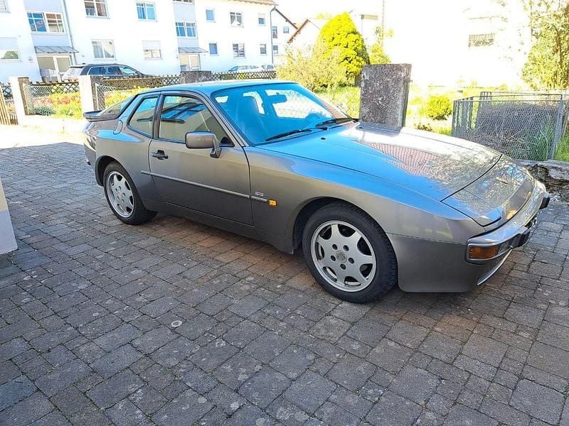 Second-hand Porsche 944 190 CP (139 kW) 1987 Gri Coupe