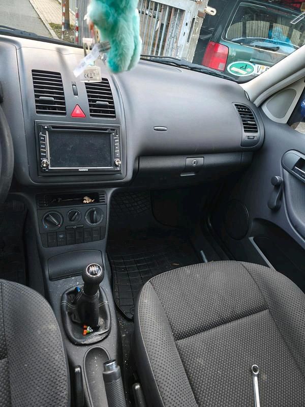 Gebraucht VW Polo 45 PS (33 kW) 2000 Blau Kleinwagen