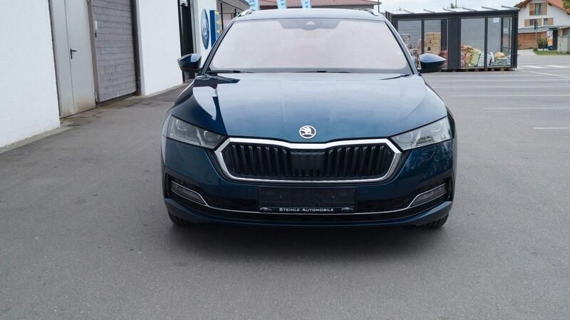 Blau Gebraucht 2020 Skoda Octavia Kombi | 18.000 € (Fairer Preis) - Bild 1/4
