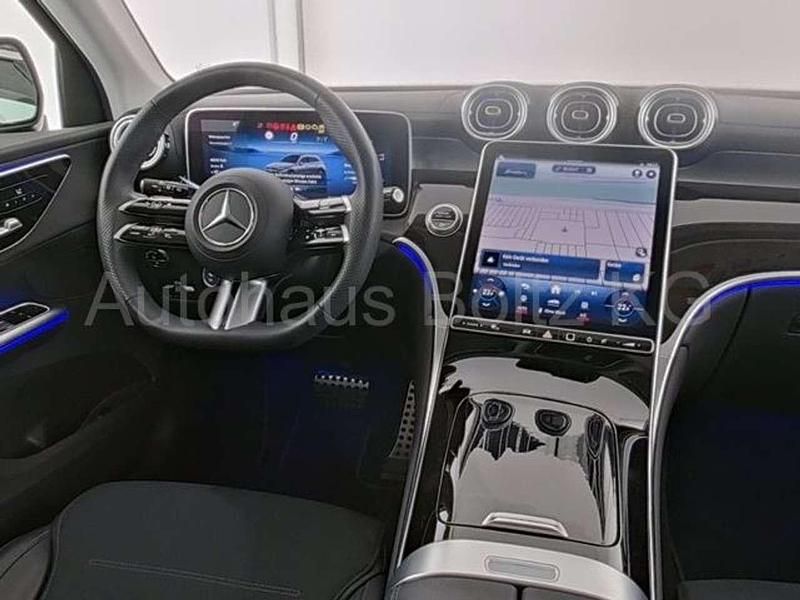 Gebraucht Mercedes GLC300 AMG 258 PS (189 kW) 2024 Grau SUV