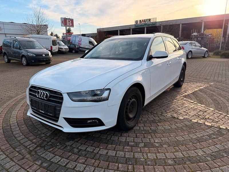 Weiß Gebraucht 2014 Audi A4 Attraction Kombi | 5.900 € (Superpreis) - Bild 1/4