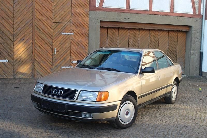 Usata Audi 100 130 CV (95 kW) 1991 Oro Berlina