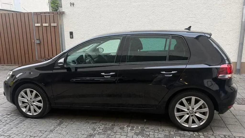 Gebraucht VW Golf VI Highline 122 PS (89 kW) 2010 Schwarz Limousine