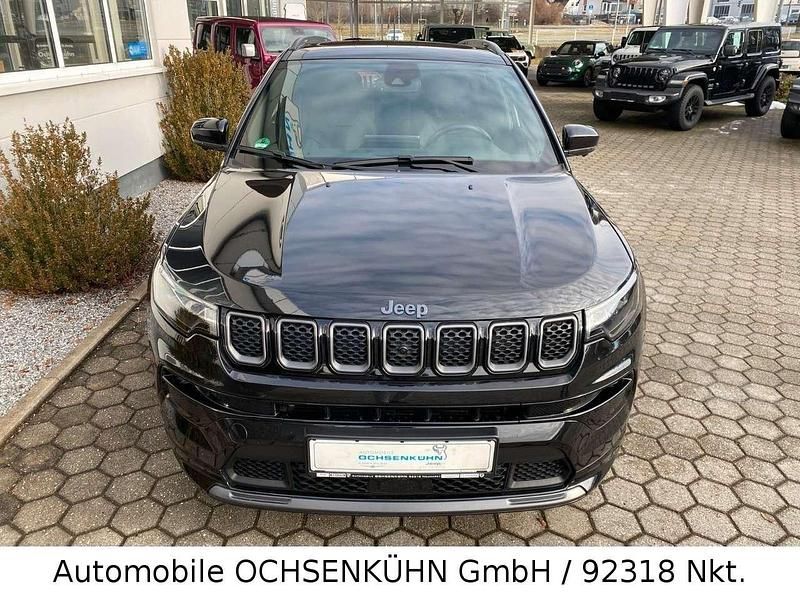 Gebraucht Jeep Compass 241 PS (177 kW) 2022 Carbonblack SUV
