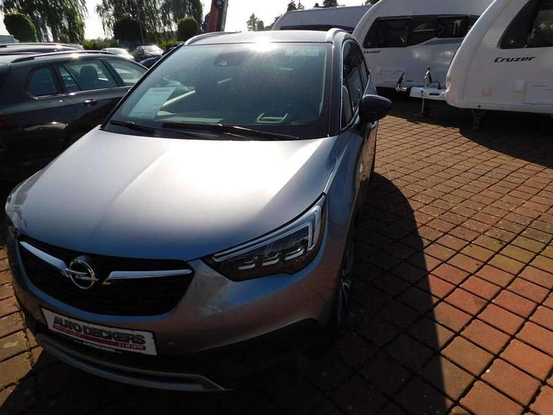 Kontrast grau/quarz silber Gebraucht 2020 Opel Crossland X Ultimate SUV | 15.090 € (Fairer Preis) - Bild 1/4