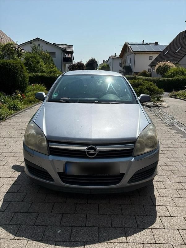 Silber Gebraucht 2006 Opel Astra Limousine | 900 € (Superpreis) - Bild 1/4