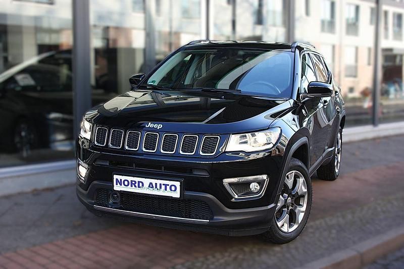Second-hand Jeep Compass 170 CP (125 kW) 2017 Negru SUV