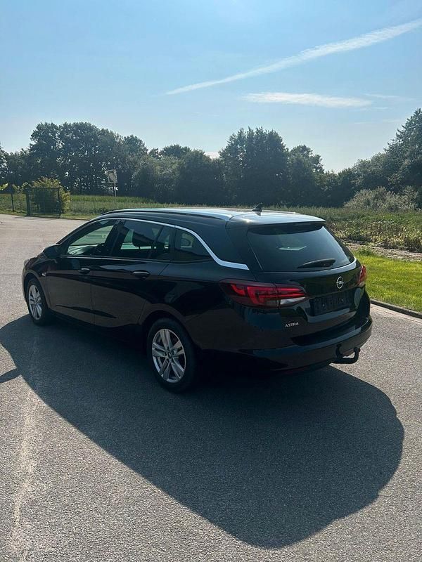 Gebraucht Opel Astra Elegance 122 PS (89 kW) 2021 Schwarz Kombi