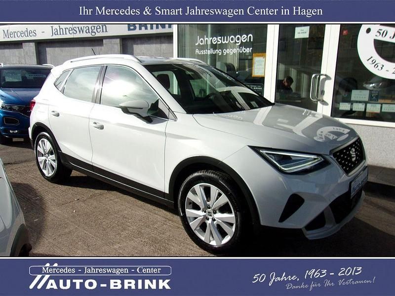 Weiß Gebraucht 2022 Seat Arona Xperience SUV | 17.875 € (Guter Preis) - Bild 1/4