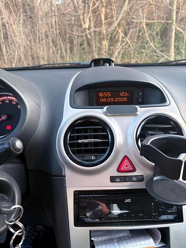 Gebraucht Opel Corsa 80 PS (58 kW) 2007 Gold Kleinwagen