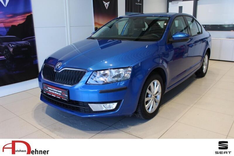 Blau Gebraucht 2014 Skoda Octavia Ambition Limousine | 12.980 € (Teuer) - Bild 1/4