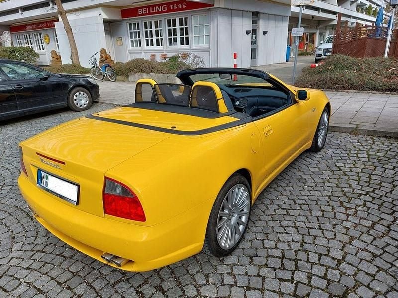 Gebraucht Maserati Spyder 390 PS (286 kW) 2002 Gelb Cabrio