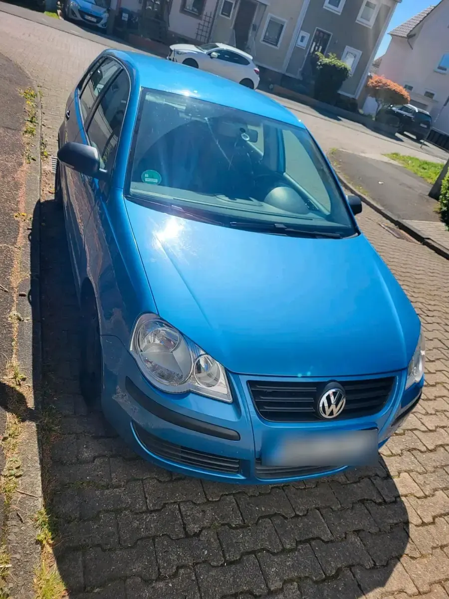 Gebraucht VW Polo 64 PS (47 kW) 2006 Blau Kleinwagen