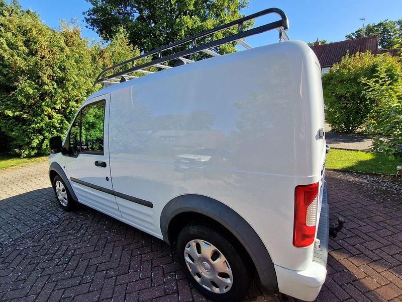 Gebraucht Ford Tourneo Connect 90 PS (66 kW) 2012 Weiß Van / Kleinbus