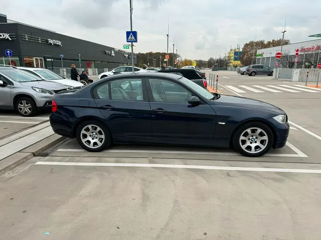 Gebraucht BMW 320 150 PS (110 kW) 2006 Limousine