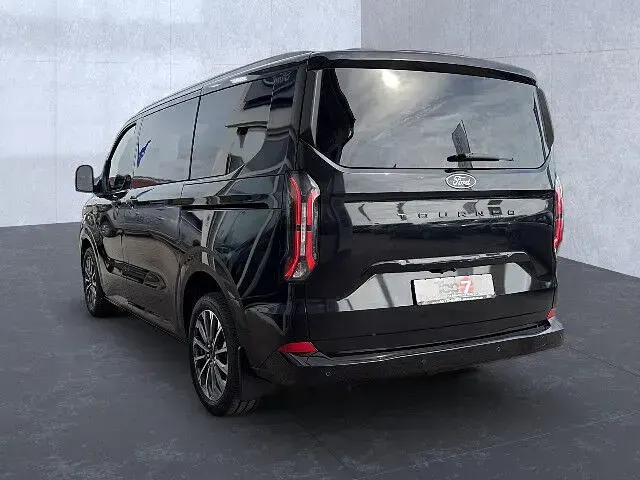 Neu Ford Tourneo Titanium X 170 PS (125 kW) 2025 Schwarz Kombi