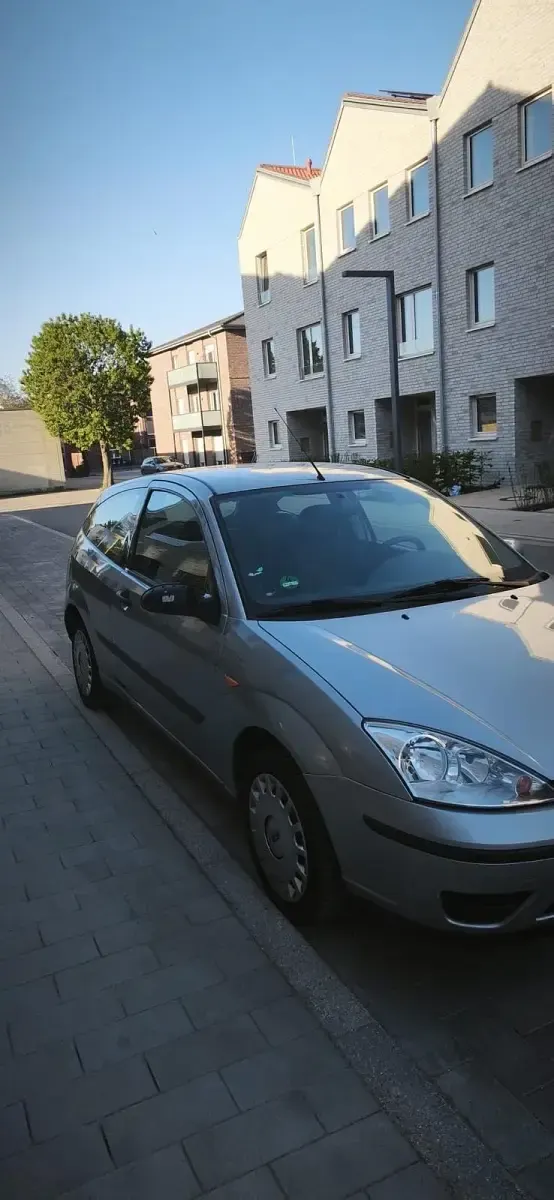 Second-hand Ford Focus 75 CP (55 kW) 2004 Gri Coupe