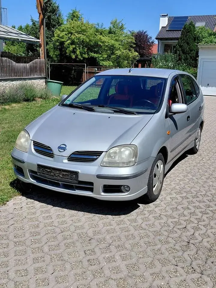 Gebraucht Nissan Almera Tino Acenta+ 116 PS (85 kW) 2005 Van / Kleinbus