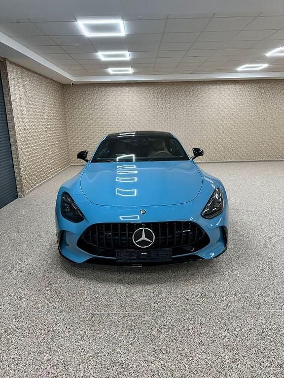 Blau Neu 2025 Mercedes AMG GT 63 AMG Coupé | 180.000 € (Superpreis) - Bild 1/4