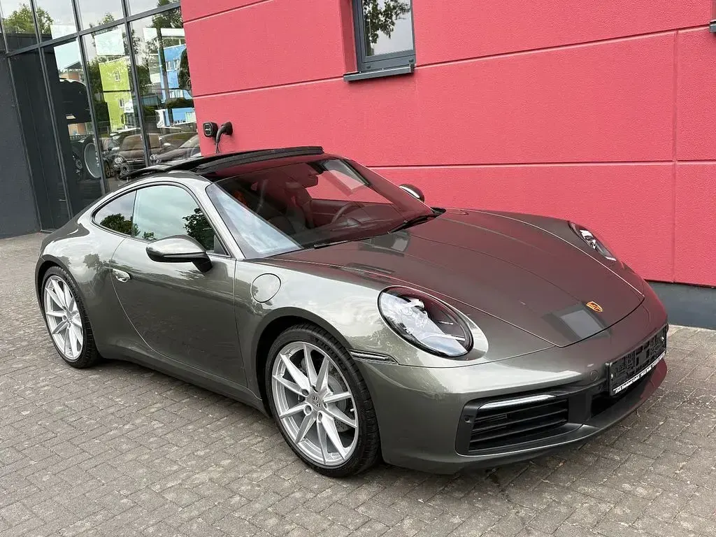 Gebraucht Porsche 911 Carrera Chrono 385 PS (283 kW) 2022 Grün Coupé