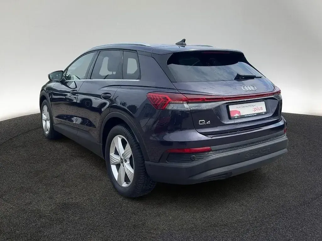 Gebraucht Audi Q4 e-tron Comfort 150 kW (204 PS) 2023 Violett SUV