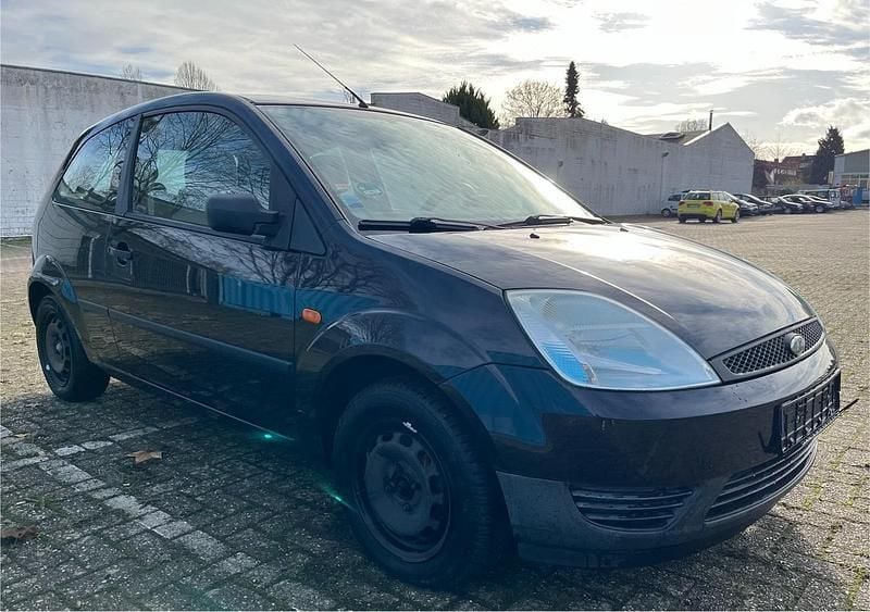 Schwarz Gebraucht 2003 Ford Fiesta Kleinwagen | 499 € (Superpreis) - Bild 1/4