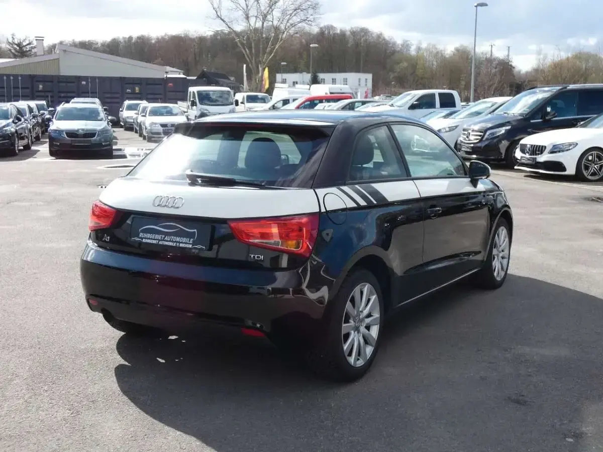 Gebraucht Audi A1 90 PS (66 kW) 2014 Brillantschwarz Kleinwagen