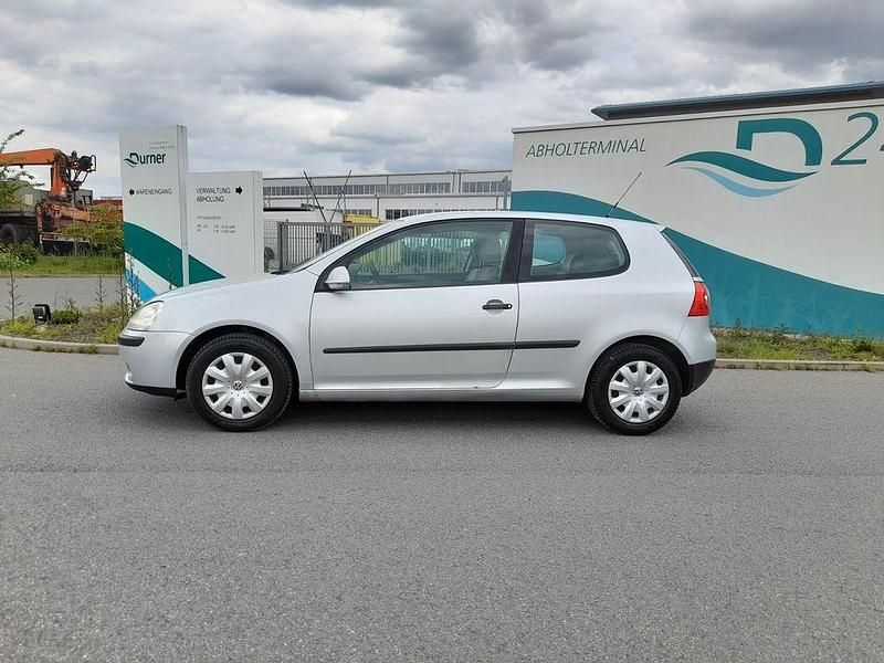 Gebraucht VW Golf IV Comfortline 75 PS (55 kW) 2005 Silber Limousine