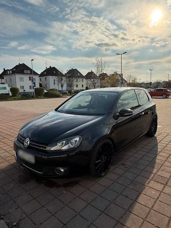 Second-hand VW Golf 122 CP (89 kW) 2009 Negru Coupe